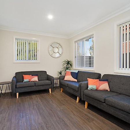 Newcastle Short Stay Accommodation - Birmingham Garden Townhouses Luaran gambar