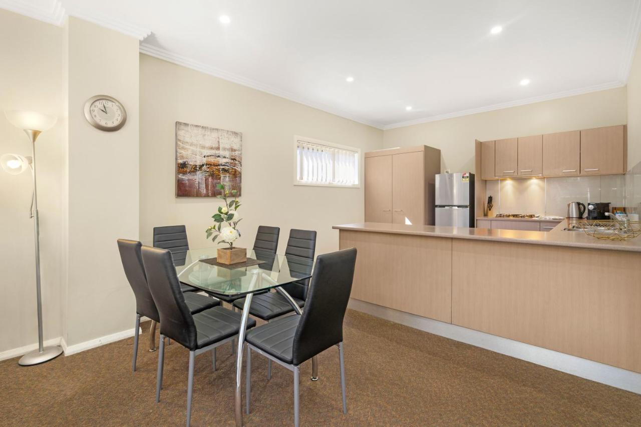 Newcastle Short Stay Accommodation - Birmingham Garden Townhouses Luaran gambar