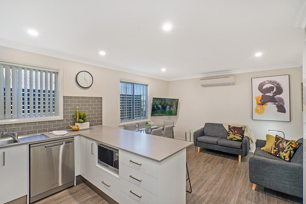Newcastle Short Stay Accommodation - Birmingham Garden Townhouses Luaran gambar