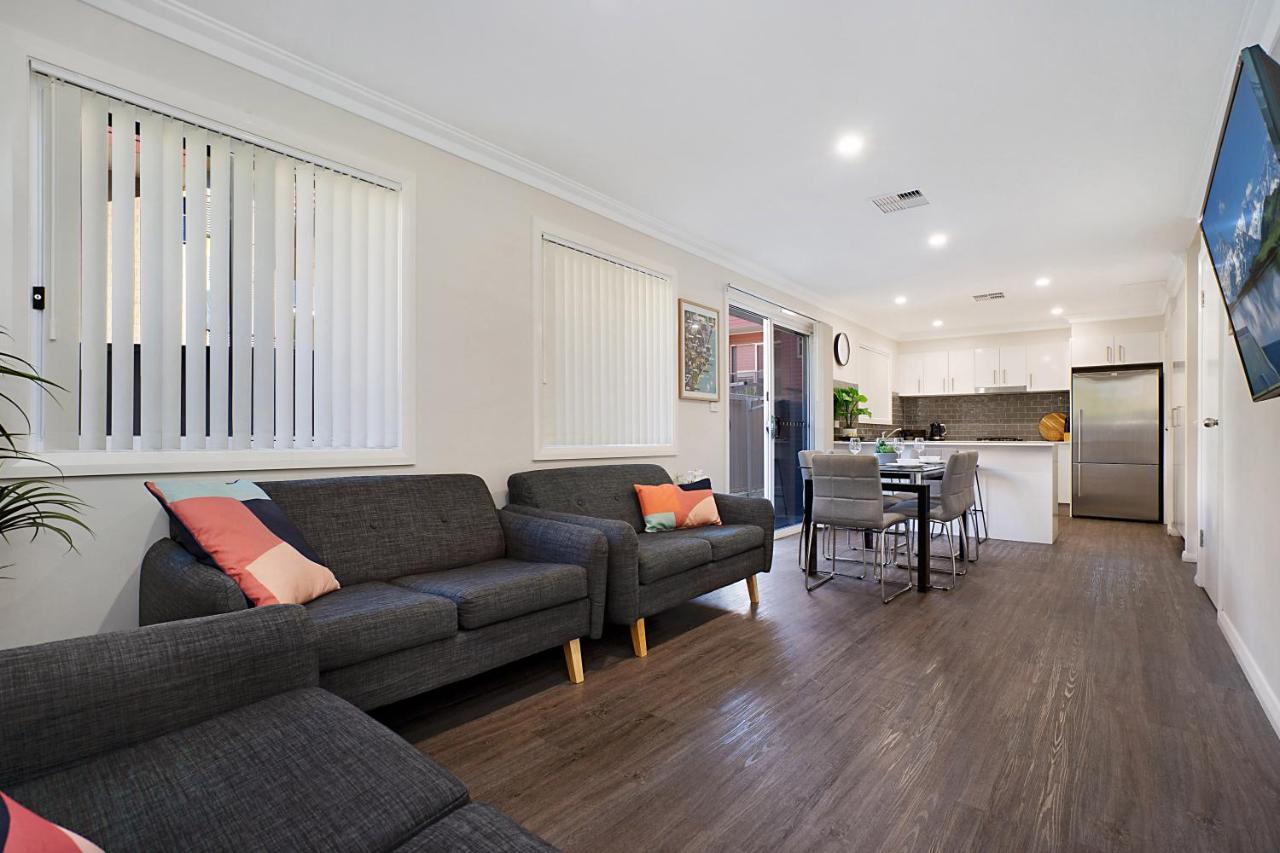 Newcastle Short Stay Accommodation - Birmingham Garden Townhouses Luaran gambar